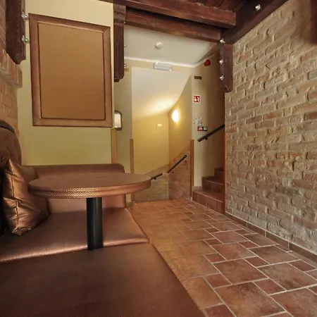 Appartement Varfuerdo Panzio Gyula