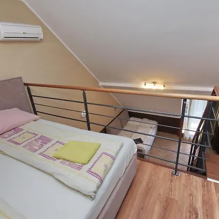 Varfuerdo Panzio Lejlighed Gyula