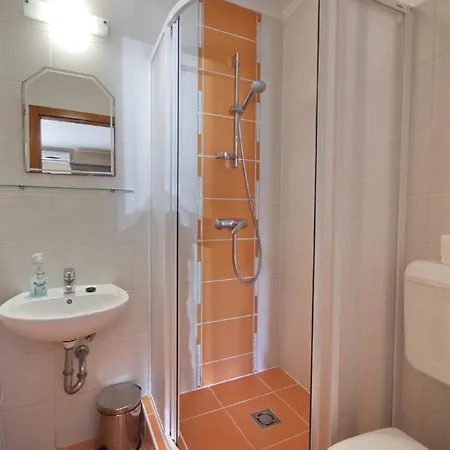 Varfuerdo Panzio Appartement