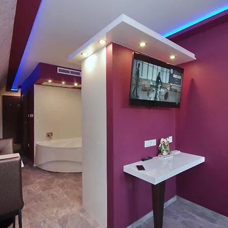 Várfürdő Panzió Apartman *