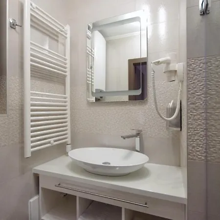 Várfürdő Panzió Apartman *