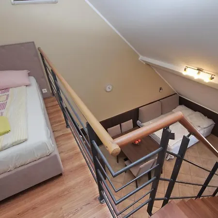 Appartement Varfuerdo Panzio *