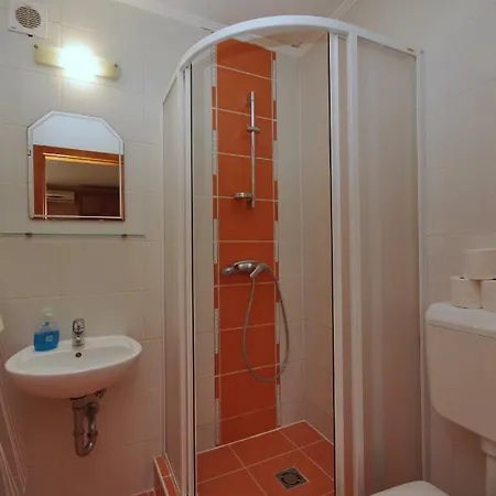 Varfuerdo Panzio Lejlighed Gyula