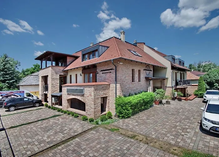 Varfuerdo Panzio Apartament Jula