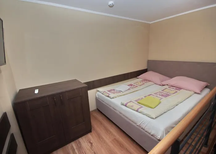 Varfuerdo Panzio * Jula