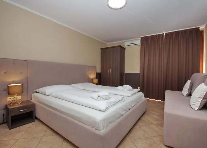 Varfuerdo Panzio Apartament *