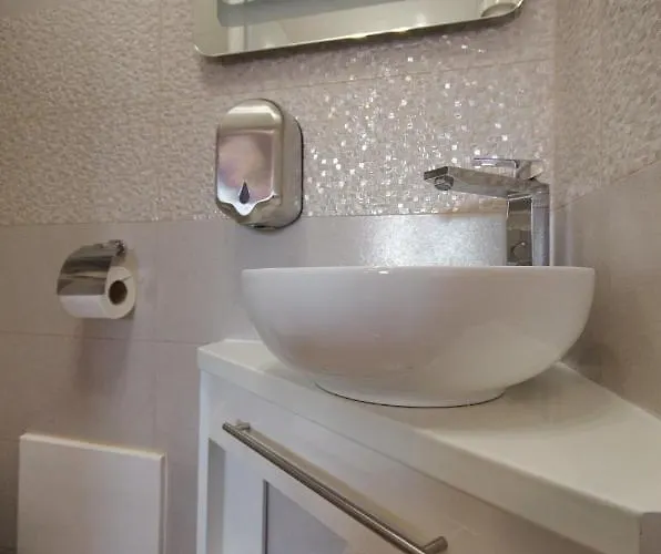 Varfuerdo Panzio Apartament Jula