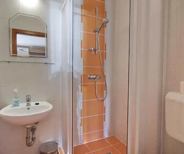 Varfuerdo Panzio Apartament