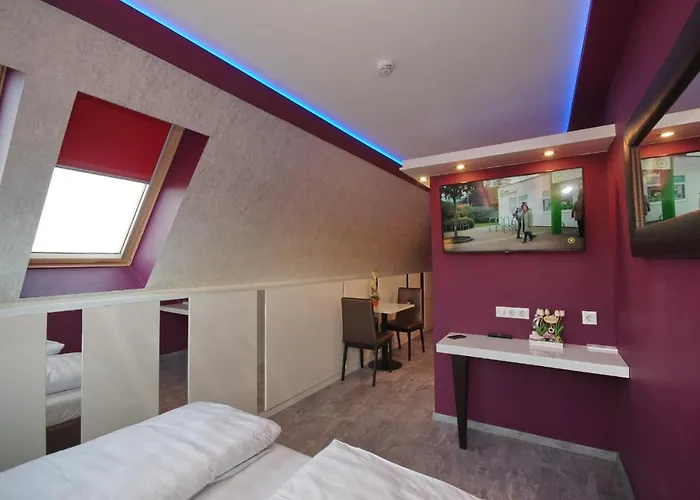 Varfuerdo Panzio * Jula