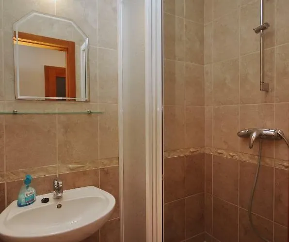 Varfuerdo Panzio * Jula